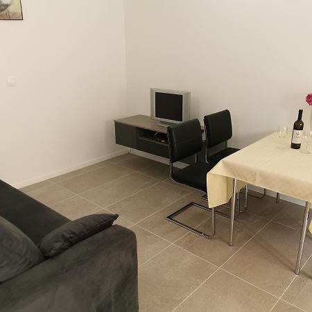 פורץ Apartments Darinka מראה חיצוני תמונה