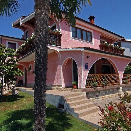 פורץ Apartments Darinka מראה חיצוני תמונה